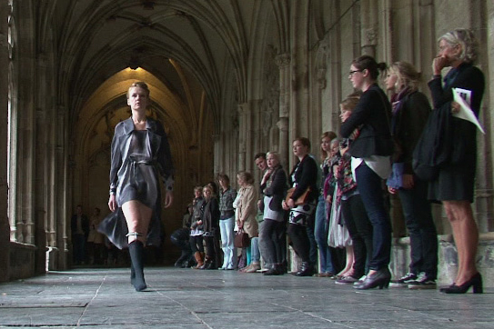MA Design -  Fashion, Ingrid Hulskamp in the Cathedral cloister garden